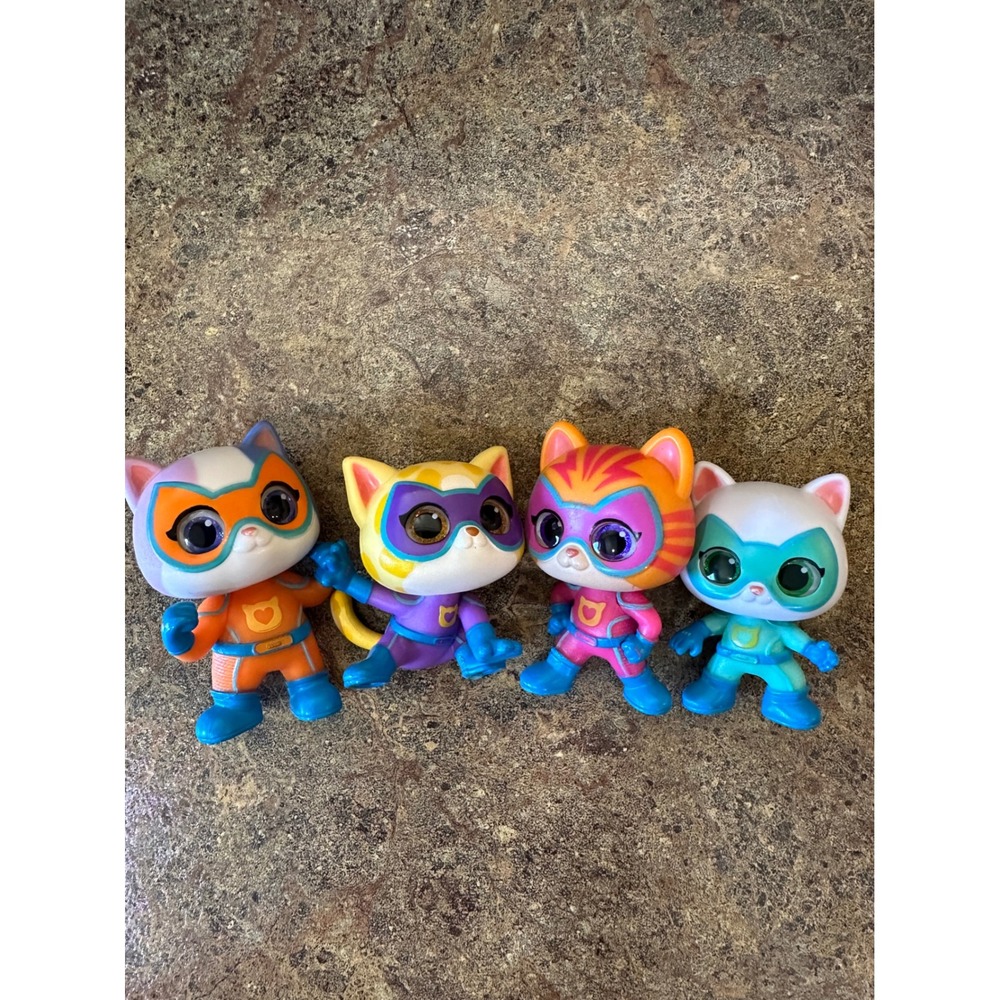 Disney Junior Super Kitties Hero Squad Figure Set Ginny Buddy Bitsy Sparks Cat
